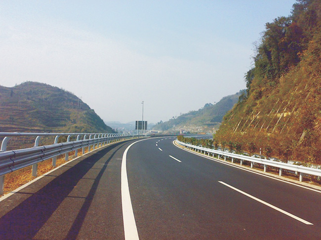 镀锌高速路护栏